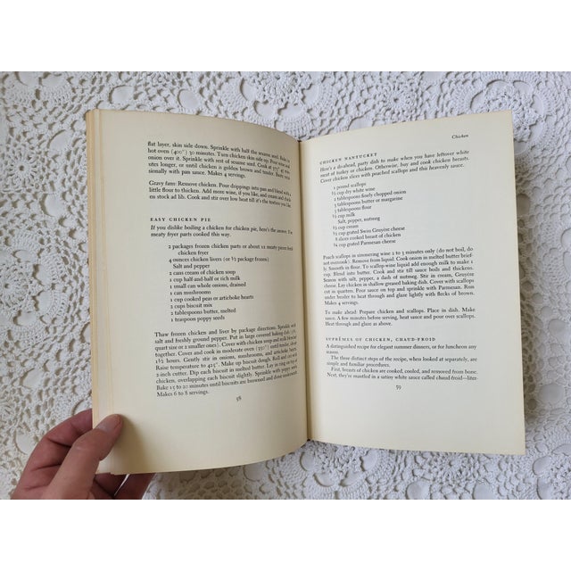 Yellow 1963, I Love to Cook Book by Ruth Bateman For Sale - Image 8 of 12