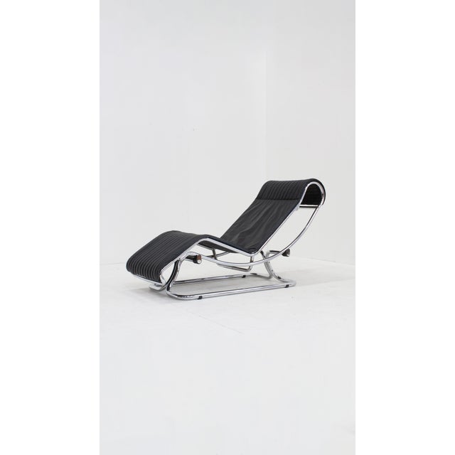 Vintage Italian Chrome and Leather Chaise Lounge attributed to Guido Faleschini, 1970s For Sale - Image 12 of 14