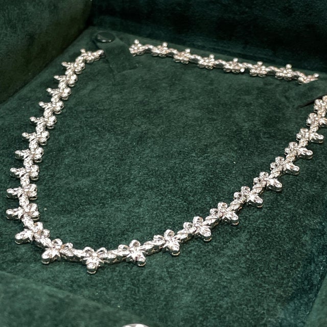 Metal 18k White Gold Bowtie Link 8cts Diamond Necklace For Sale - Image 7 of 7