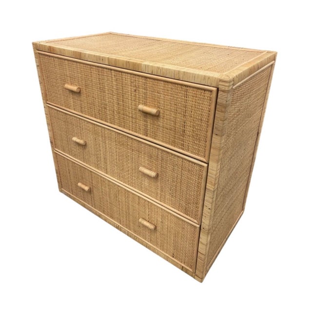Vintage Palm Beach Style Woven Wicker & Pencil Reed 3-Drawer Chest For Sale - Image 4 of 12