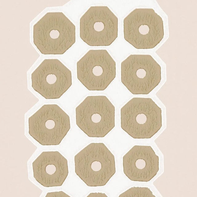 Contemporary Sample - Schumacher x Neisha Crosland Hollywood Grape Wallpaper in Plaster For Sale - Image 3 of 5