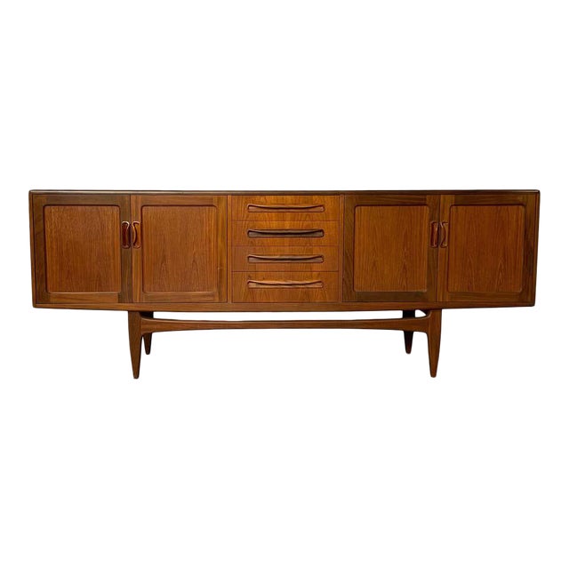 Mid-Century Modern Credenza Sideboard by G-Plan, Circa 1967 For Sale