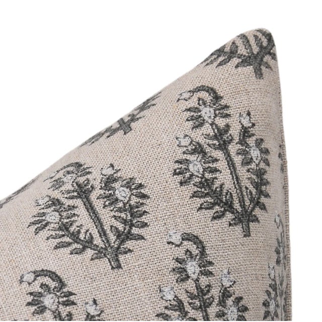 Fabdivine Thick Linen Cushion Cover 20x20 Inch - Neelgagan For Sale - Image 6 of 7