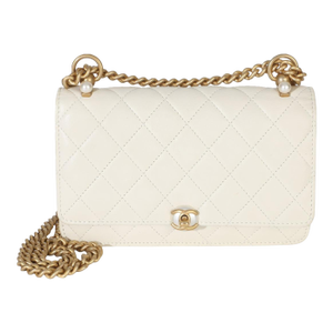 White Quilted Calfskin Pearl CC Wallet On Chain