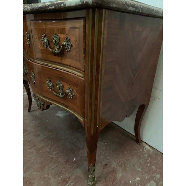 Louis XV Commode with Curved Front, 1700s For Sale - Image 5 of 11