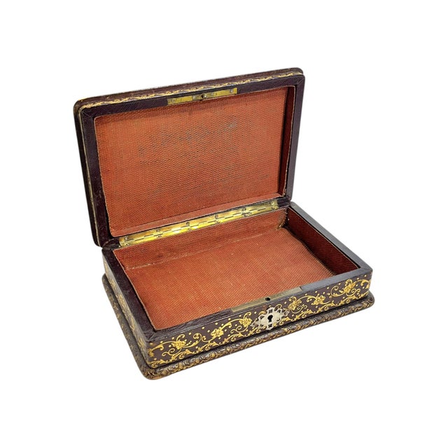 Animal Skin 19th Century French Napoleon III Hand-Tooled Gilt Leather Box For Sale - Image 7 of 16