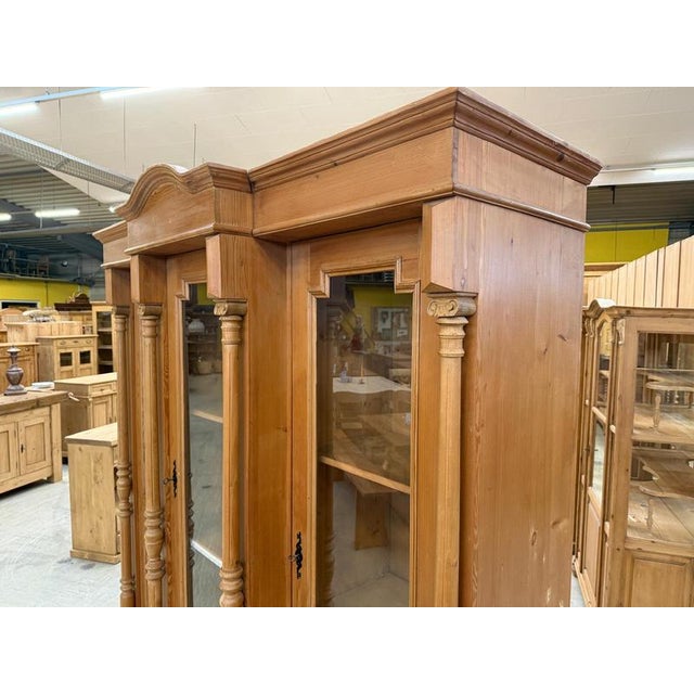 Farmhouse Display Cabinet in Wood For Sale - Image 15 of 18