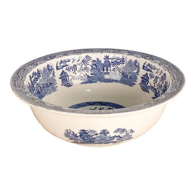 Blue Willow Wash Basin, England Circa 1880 For Sale
