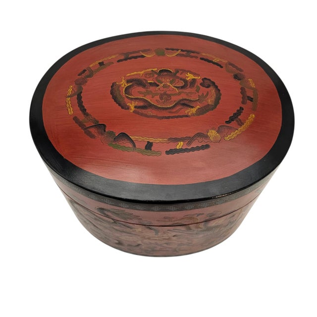 Wood Chinese Lacquer Wedding Hat Box With Dragon & Phoenix Motif (18") For Sale - Image 7 of 11