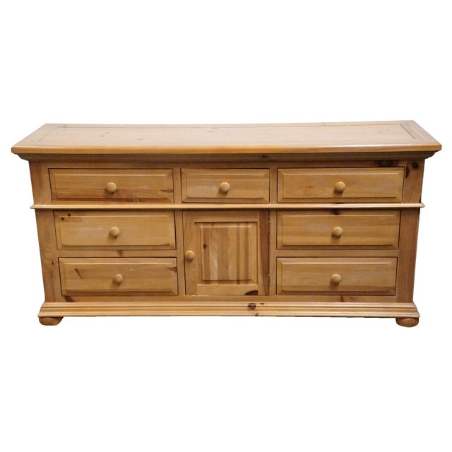 French Country Broyhill Furniture Solid Knotty Pine Rustic Country Style 70″ Triple Door Dresser 790-1640 For Sale - Image 3 of 16