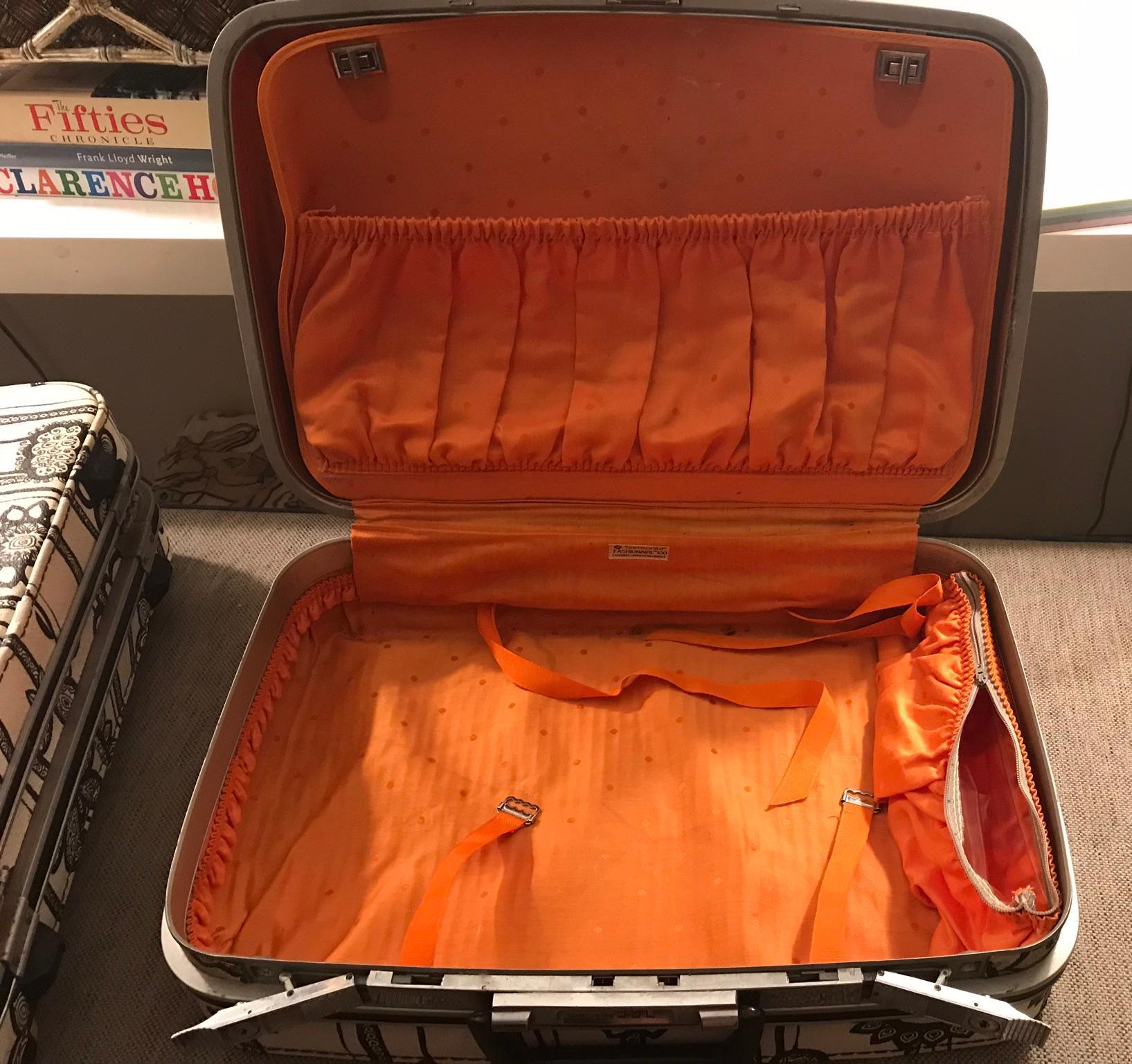 vintage suitcase samsonite