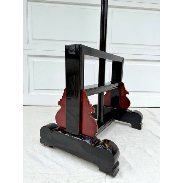 Wood Pair of Antique Chinese Shanxi Elmwood Lantern Stands With Black Lacquer and Red Accents For Sale - Image 7 of 10