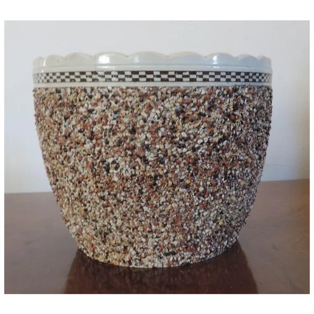 Antique 18th / Early 19th Century English George III Staffordshire Pearlware Mochaware Sanded Flower Pot Cachepot For Sale - Image 9 of 10