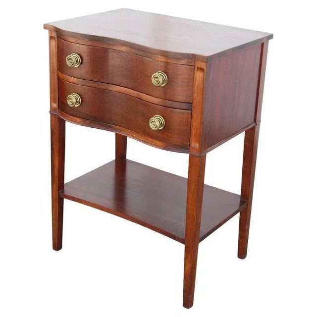 Early 20th Century One Chippendale Mahogany Serpentine Front 2-Drawer Side Table For Sale In Houston - Image 6 of 6