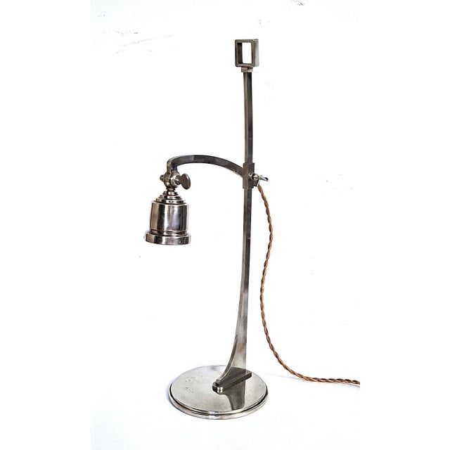 Metal Large Height-Adjustable Table Lamp in the style of Josef Hoffmann for Wiener Werkstätte, 1890s For Sale - Image 7 of 10