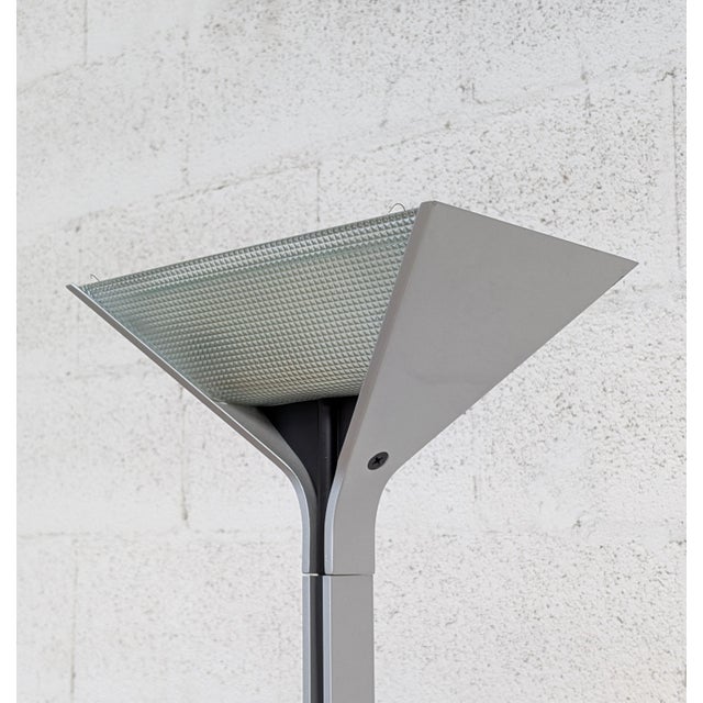 Metal Gray Butterfly Floor Lamp by Tobia Scarpa for Floss, 1975 For Sale - Image 7 of 12