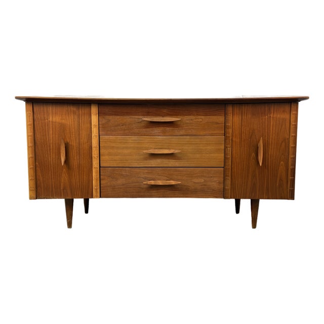 Mid-Century Sculpted Walnut Credenza by Young Manufacturing, Attributed For Sale