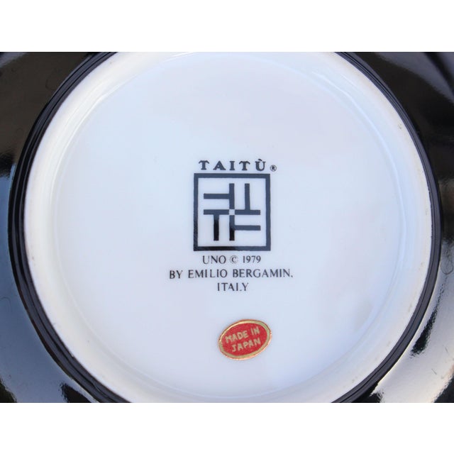 1970s 1970's Black Modern Taitu 'Uno' by Emilio Bergamin Plate & Bowl Dish Set - Set of 76 For Sale - Image 5 of 7