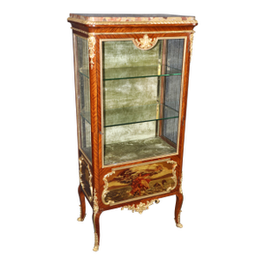 Fine Bronze Mounted Vernis Martin Painted French Louis XV Vitrine