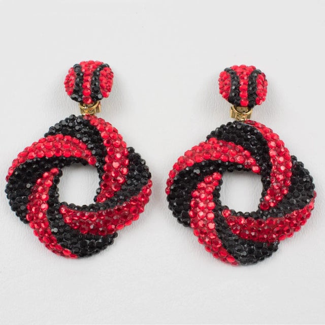 Contemporary Richard Kerr Red and Black Jeweled Pair of Dangle Clip Earrings For Sale - Image 3 of 6