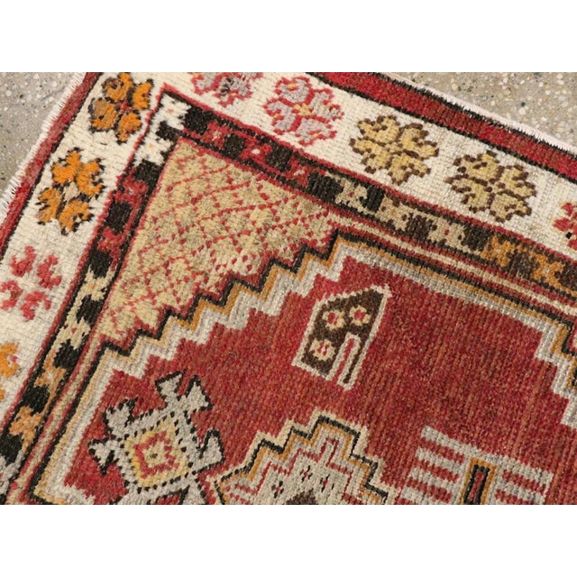 Galerie Shabab Collection Mid-20th Century Turkish Oushak Throw Rug For Sale - Image 4 of 6