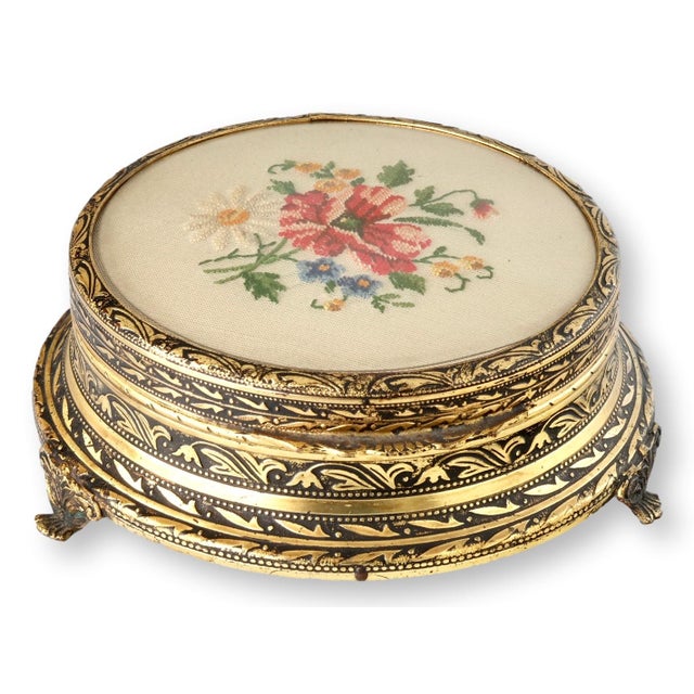 Mid 20th Century Midcentury Petit Point Vanity Powder Box With Mirror For Sale - Image 5 of 6