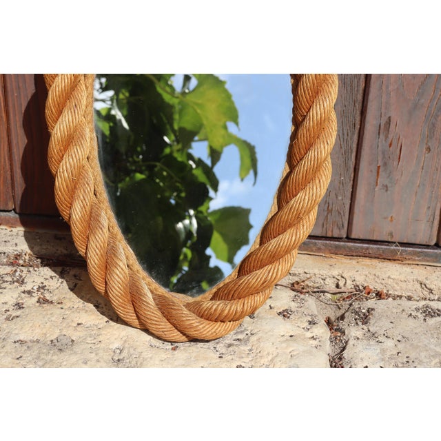 Large oval rope mirror. Vintage period 1950/1960. French work, from the south of France. Patina and overall impeccable...