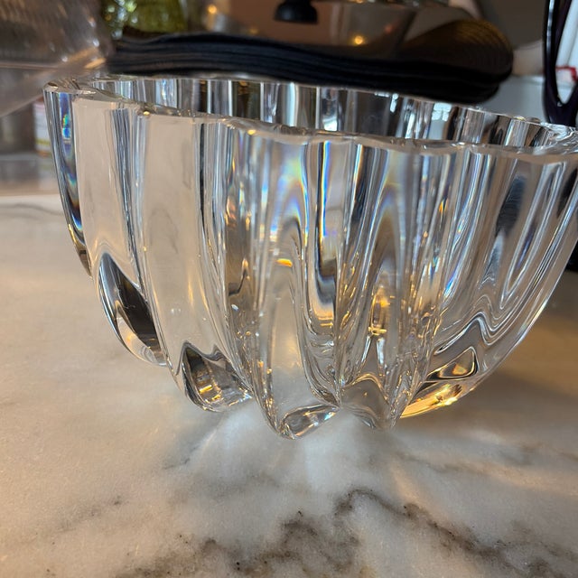 Mid-Century Modern Orrefors Isabella Crystal Bowl by Lars Hellsten, 8.5” Signed Scandinavian Modern Lead Crystal Centerpiece - New Condition For Sale - Image 3 of 12