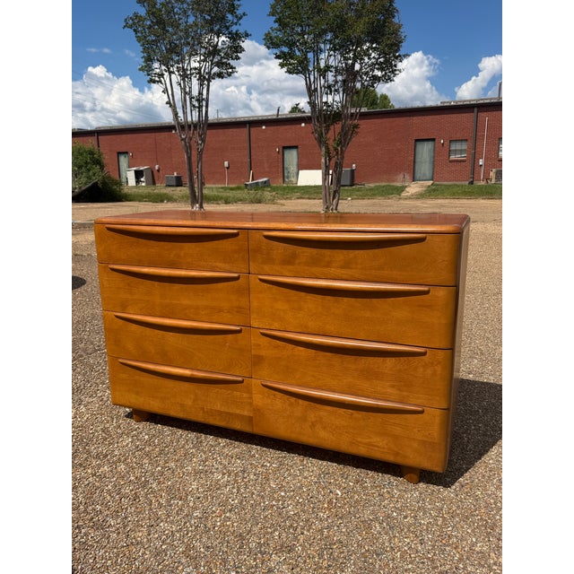 Heywood-Wakefield Encore Mid-Century Modern 9-Drawer Dresser For Sale - Image 6 of 10