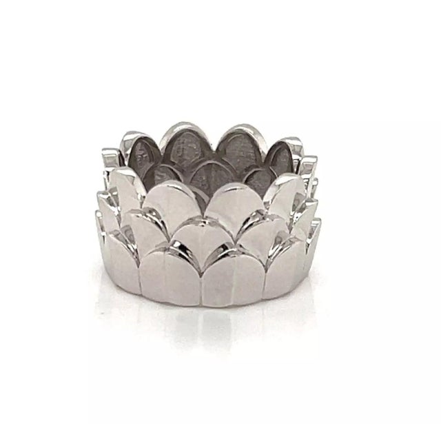 Contemporary Late 20th Century Fred of Paris 18k White Gold 12mm Wide 3 Tier Crown Band Ring - Size 7.25 For Sale - Image 3 of 8
