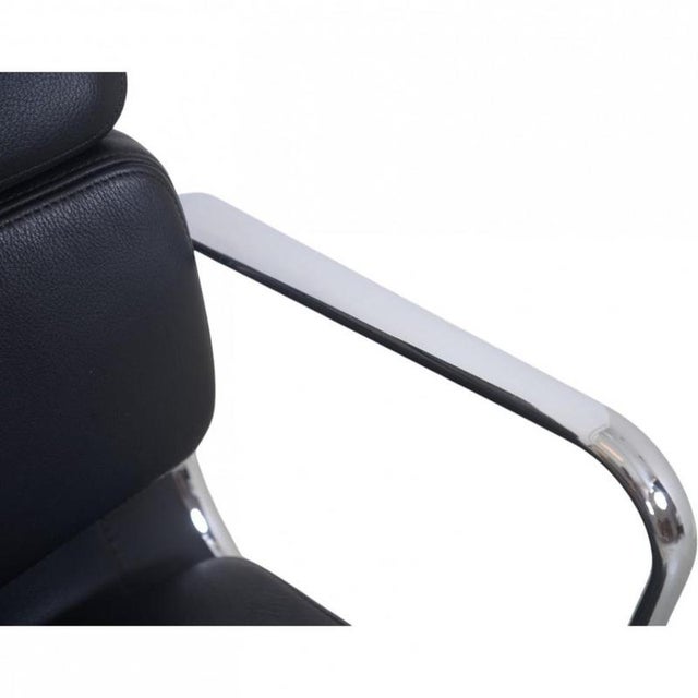 2000 - 2009 EA209 Chair in Black Leather by Charles Eames, 2000s For Sale - Image 5 of 16