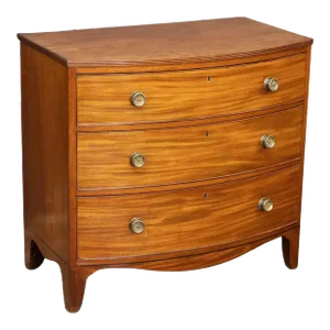Georgian Era Bow Front Chest of Mahogany From England