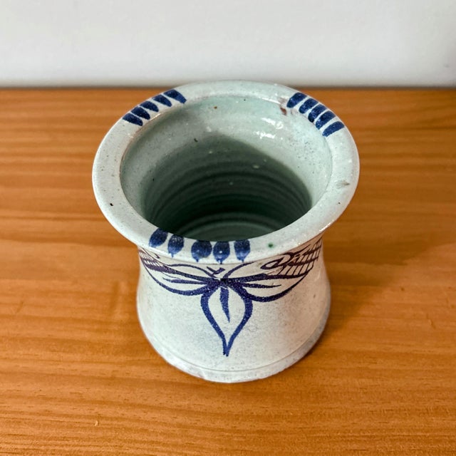 American Folk Art Revival Crock For Sale - Image 4 of 6