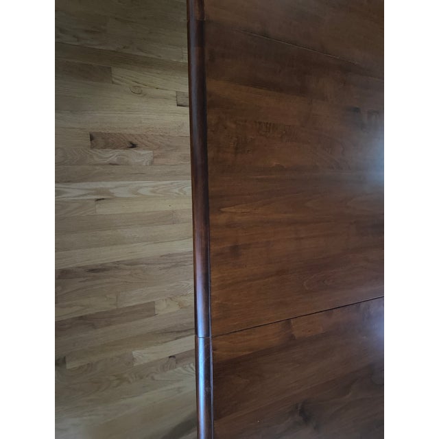 Cinnamon Late 20th Century Ethan Allen Country Crossings "Farm House Style" Dining Table Excellent Condition For Sale - Image 8 of 9