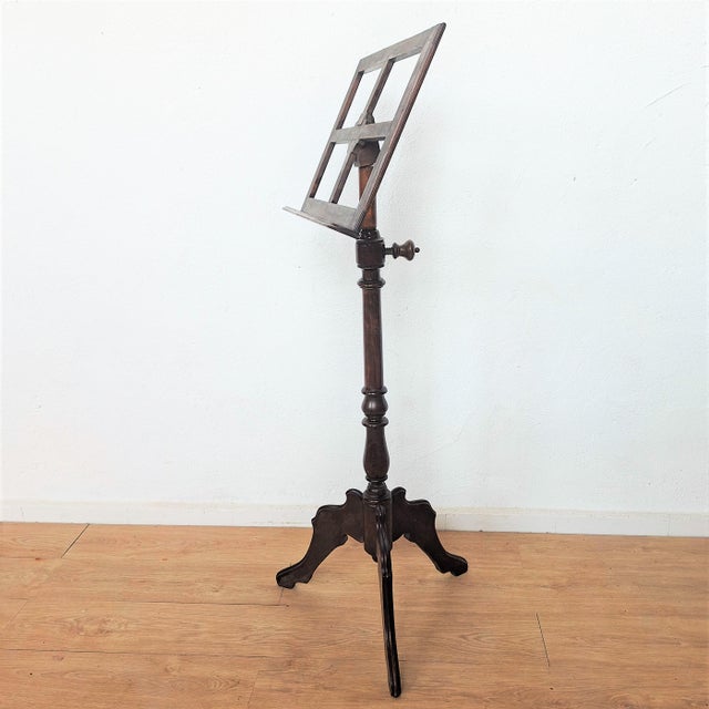 Art Nouveau Height-Adjustable Wooden Music Stand, 1890s, in Very Good conditions. Designed 1890 to 1919