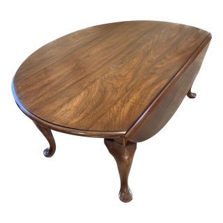 Mid 20th Century Henkel-Harris Co. Solid Black Walnut Drop Leaf Accent Coffee Table (1900’s) For Sale
