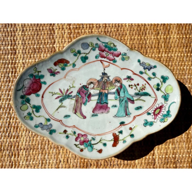 Antique Qing dynasty Chinese porcelain lozenge dish. All hand painted and enameled. Features a rose medallion scene in the...