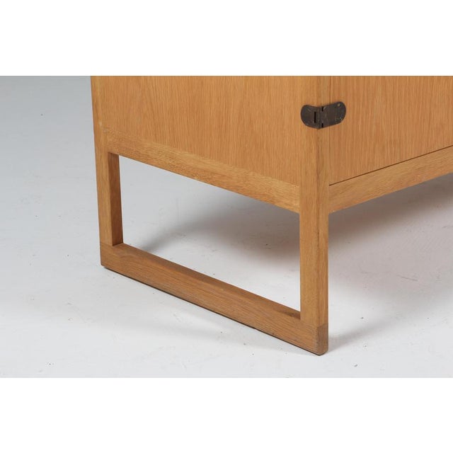 BM57 Sideboard in Oak and Brass by Børge Mogensen for Lauritsen & Søn, 1960s For Sale - Image 6 of 11