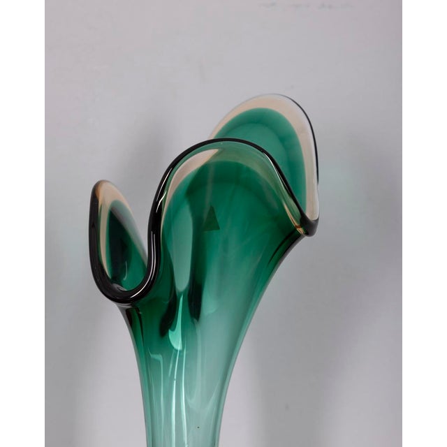 Vintage Sommerso Vase in Green Murano Glass by V.A.C. Cimarosti & Pinzan, 1960s For Sale - Image 3 of 10