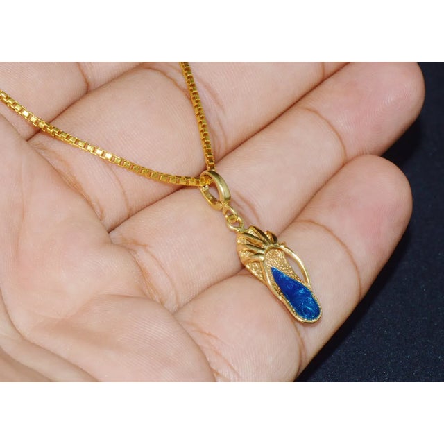 Metal Gorgeous Italian Solid 18K Yellow Gold Sandal Heel Enameled Enhancer Pendant Charm For Sale - Image 7 of 10