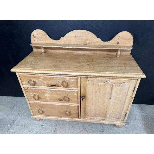 19th Century Pine Dresser, 1880 For Sale - Image 10 of 13