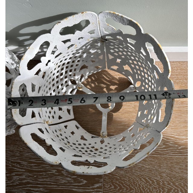 1940s Pair of French Garden / Victorian Style Lace-Like Lattice Openwork Cast Iron Garden Planters in Aged White, 2 Pieces For Sale In San Diego - Image 6 of 9