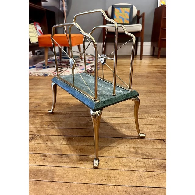 Vintage Magazine holder in brass and lacquered marble by Decorative Crafts, Inc. Hollywood Regency Excellent condition 15"...