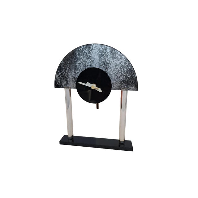 Vintage Postmodern Italian Table Clock by Creazioni G & F, Italy, 1990 For Sale - Image 3 of 7