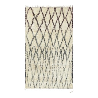 Vintage Moroccan Rug, Cream & Black With Diamond Patterns - Rug & Kilim For Sale