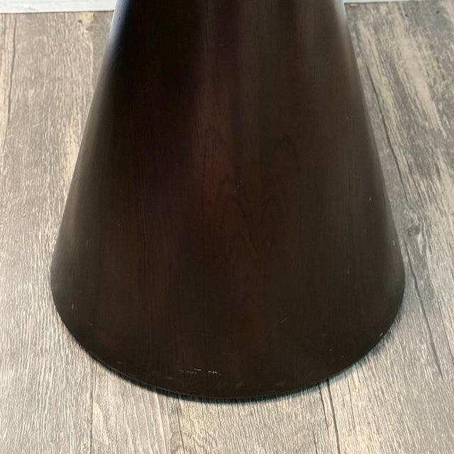 Crate And Barrel introduced this around 2009, it’s a copy of the Gary Hutton Ciao bronze table. This Ully table is made of...