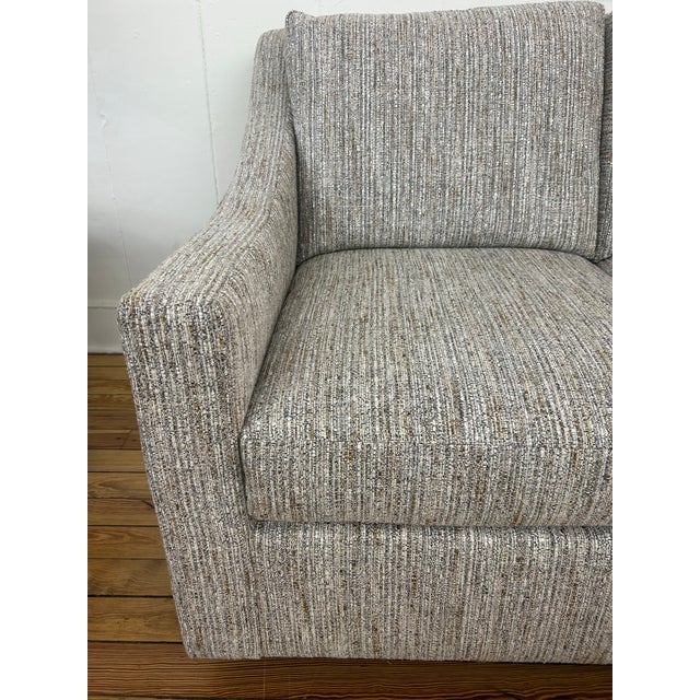 Transitional Beautiful Kravet 3 Seater Sofa in Boucle For Sale - Image 3 of 7