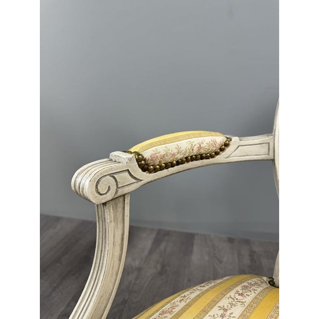 20th Century Louis XVI Medallion Armchairs with Ottoman, Set of 3 For Sale - Image 5 of 13