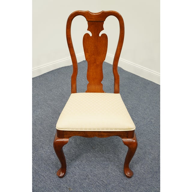Queen Anne Universal Furniture Cherry Traditional Queen Anne Style Dining Side Chair For Sale - Image 3 of 10