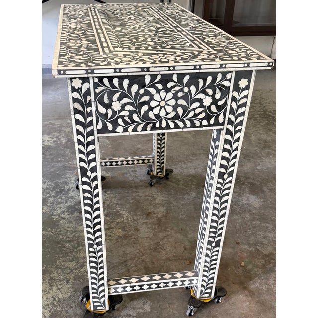 Aditya Handicrafts Indian Black & White Bone Inlay Dressing Table & 32.75” Round Mirror, 2021 For Sale - Image 9 of 13